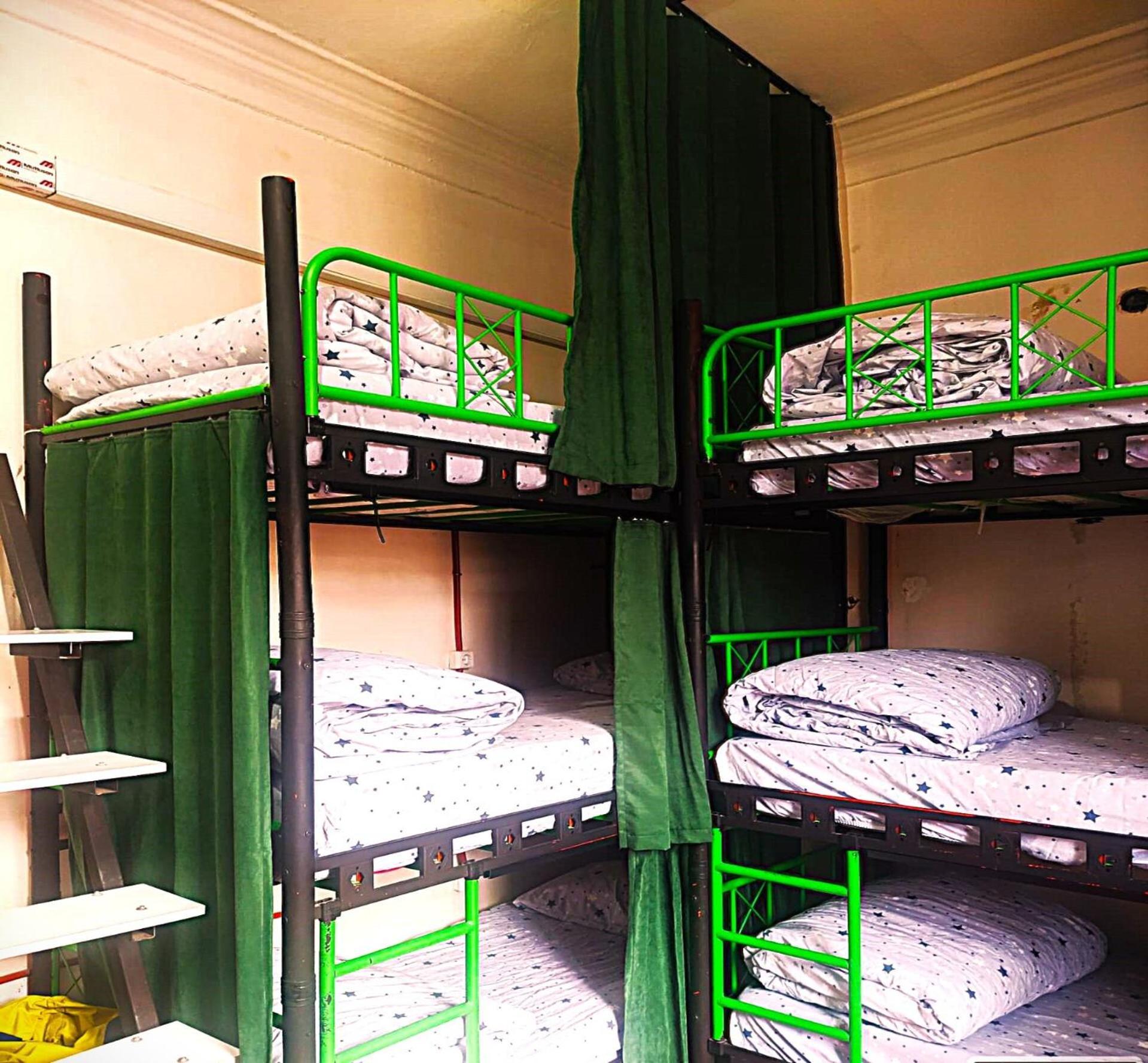 Galata West Hostel 伊斯坦布尔 外观 照片