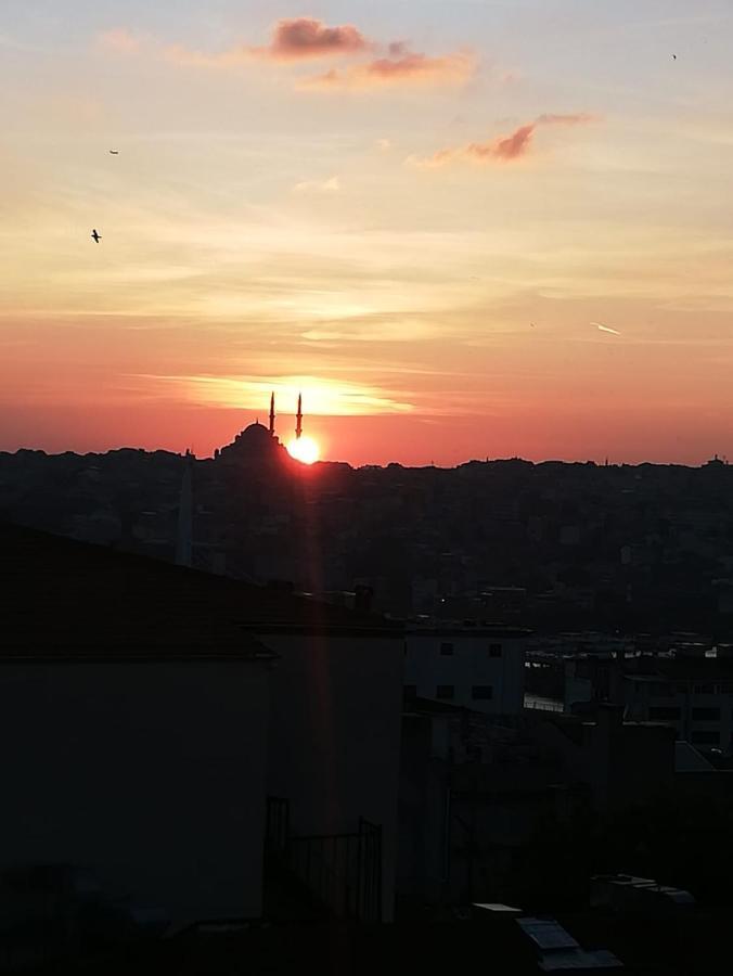 Galata West Hostel 伊斯坦布尔 外观 照片
